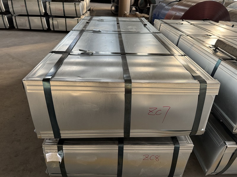 Декоративная конструкция из стального листа с горячей оцинковкой Декоративная конструкция из стального листа с горячей оцинковкой